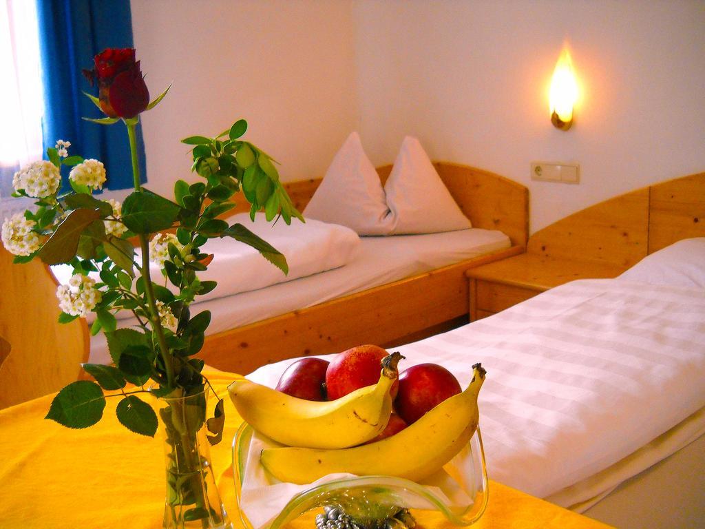 Gasthof Hohenbichl Terento Habitación foto